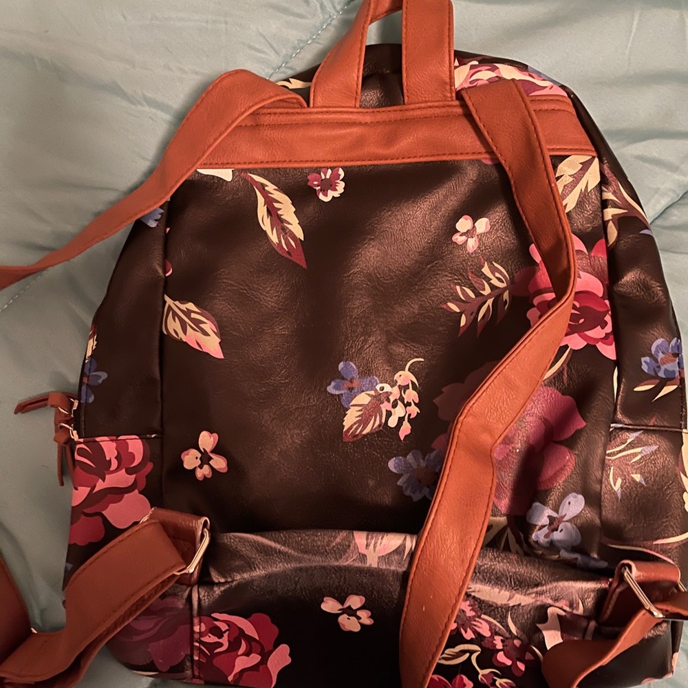 Backpack - Picture 2 of 2